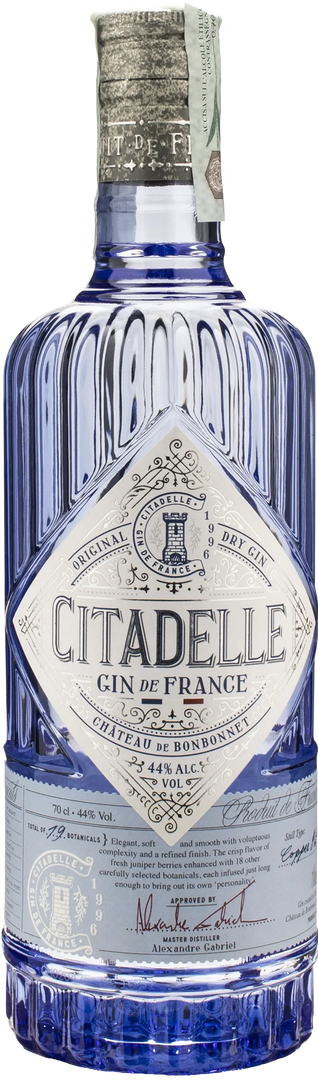 Citadelle Gin 0.7L - Bottle Hero