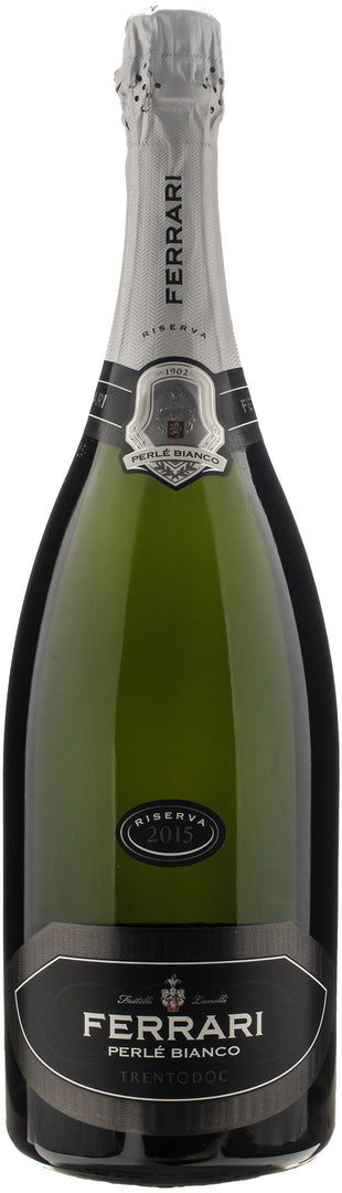 Ferrari Trento Perle Bianco Brut Riserva Magnum 2015 - Bottle Hero